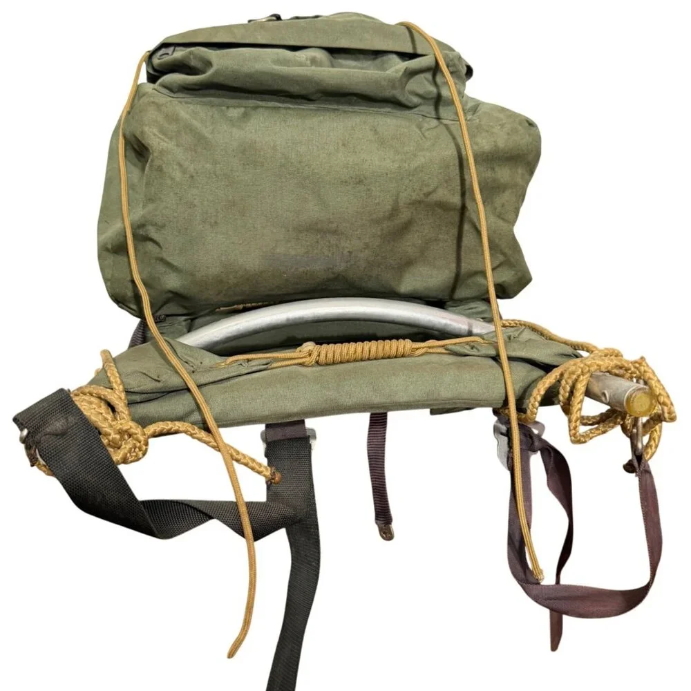 VTG Himalayan Industries Backpack with First To The Top Everest Patch